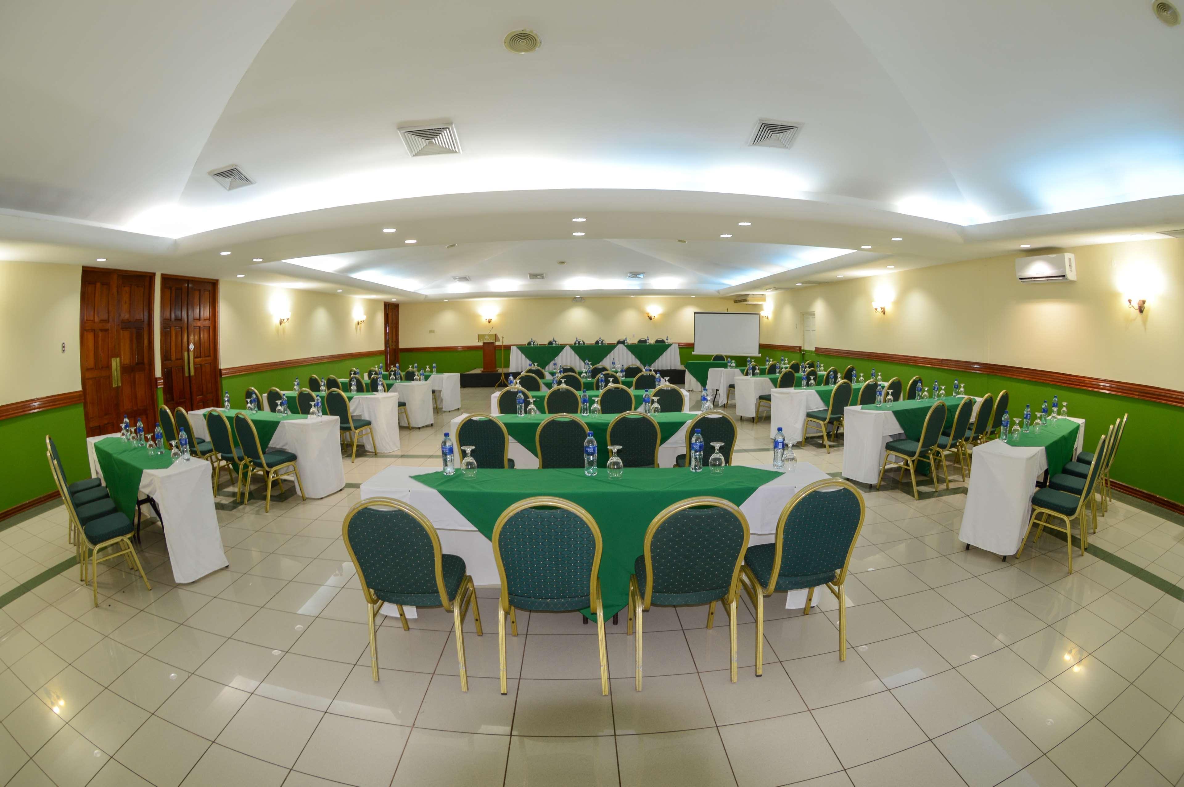 Best Western Las Mercedes Airport Managua Exterior photo