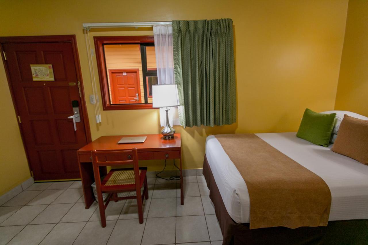 Best Western Las Mercedes Airport Managua Exterior photo
